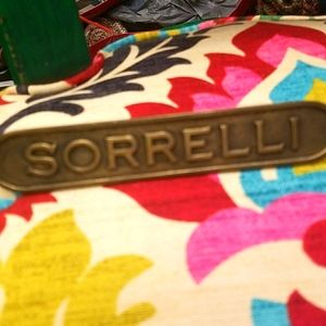 Sorrelli brass name plate for jewelry display